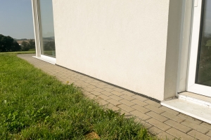 LNF Ukončovací hliníková lišta nopové fólie. Elegantní a funkční řešení