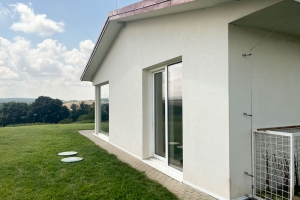 LNF Ukončovací hliníková lišta nopové fólie. Elegantní a funkční řešení